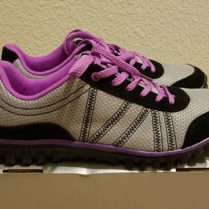 Catherines Athletic Shoe